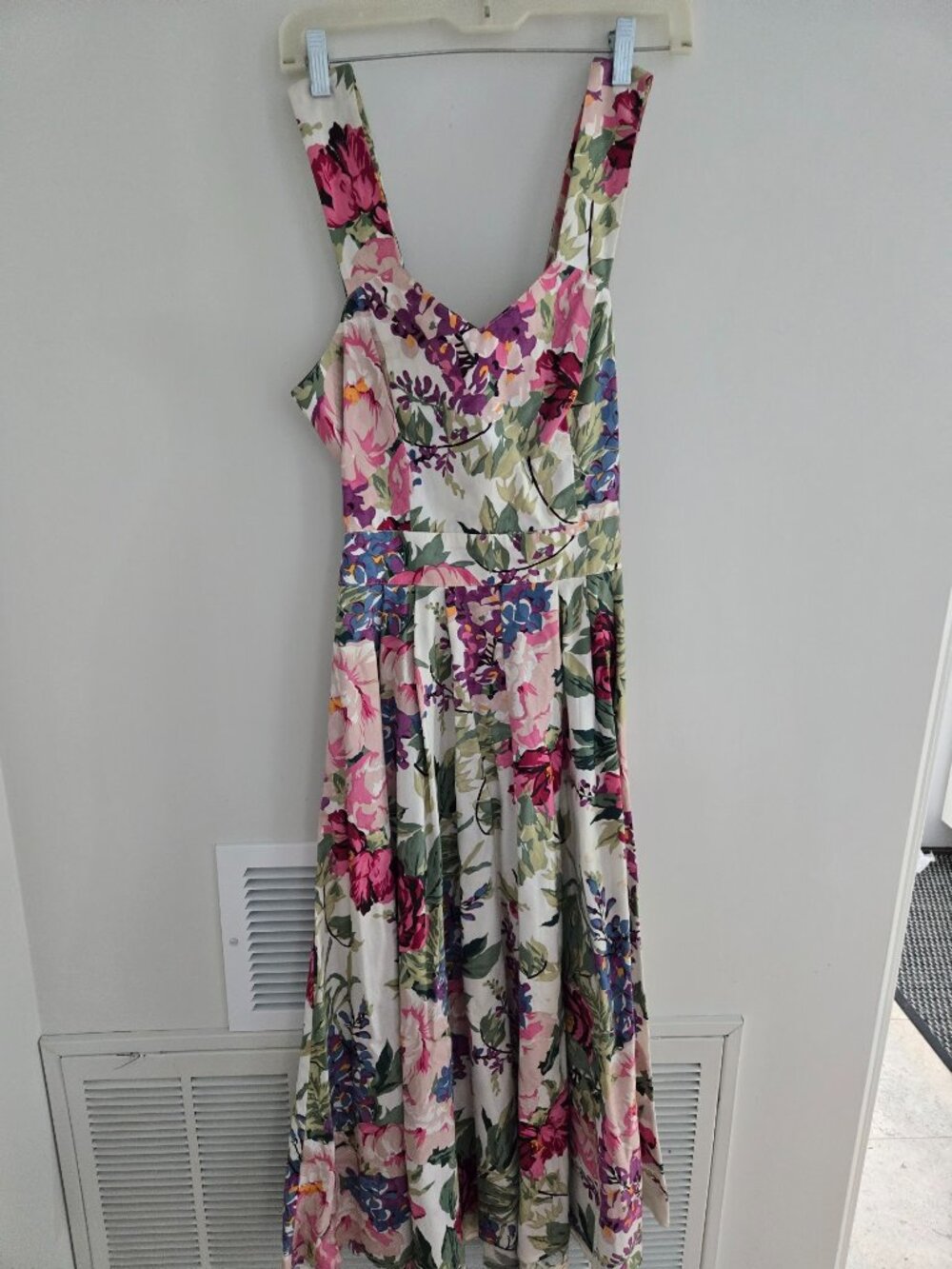 Beautiful Classy Floral Halter Dress